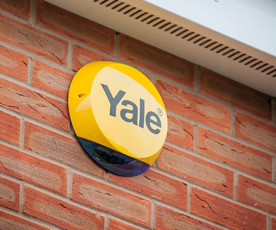 Yale Sync Smart Home Alarm 6 Piece Kit - LED Direct